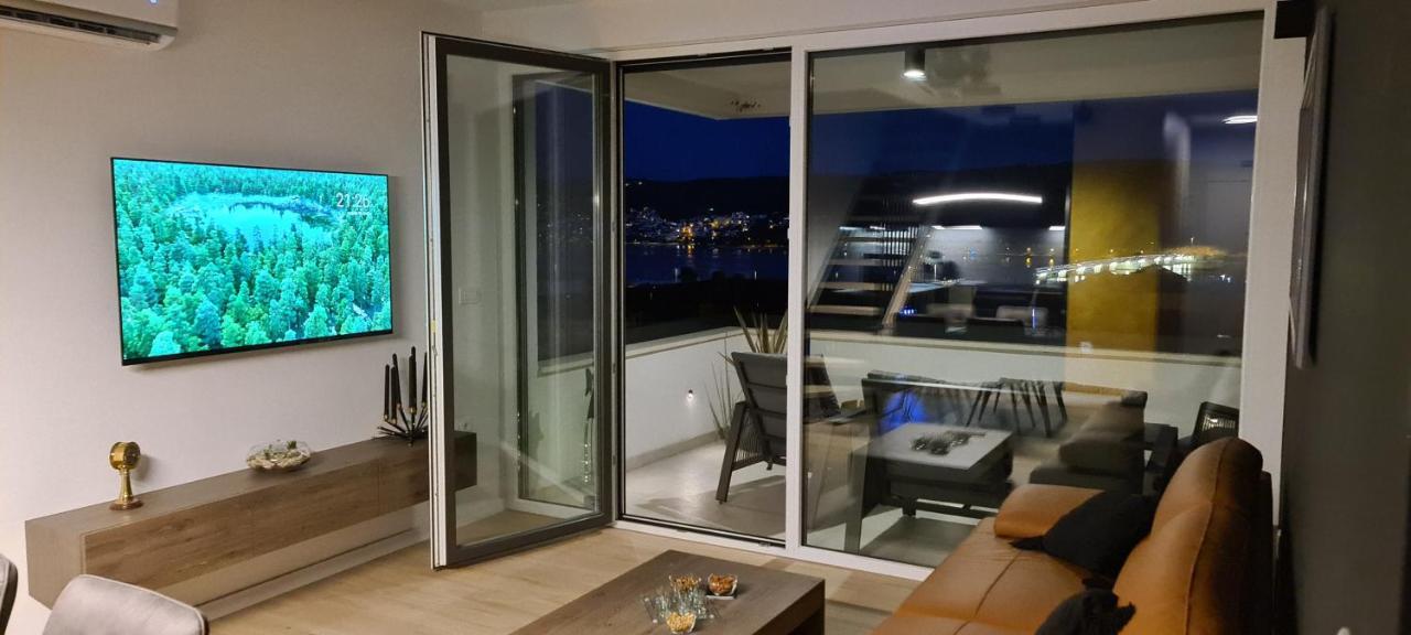 Penthouse Apartman Marcelina In Trogir Exterior photo